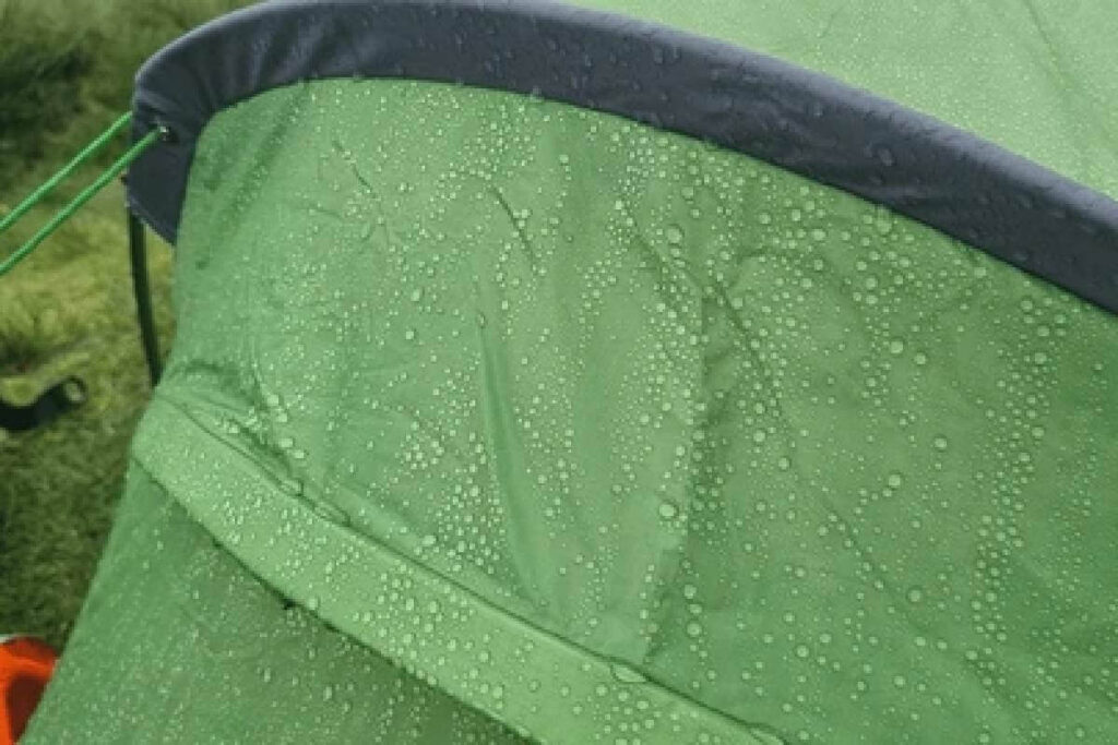 4 Popular Types of Waterproof Outdoor Fabrics 