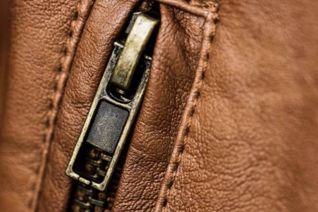 upholstery zipper