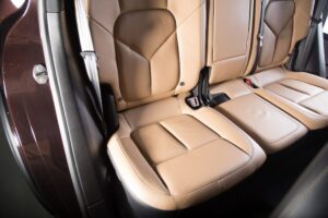 Alcantara vs Suede